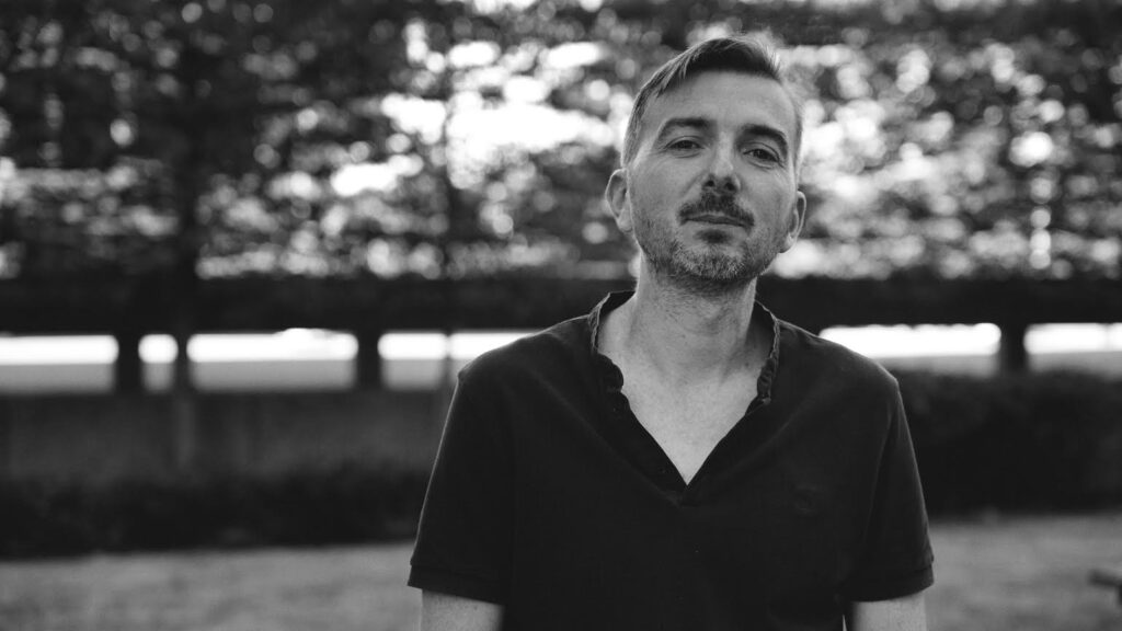 Premiere: Umwelt – Shadow Entity (Midnight Shift)