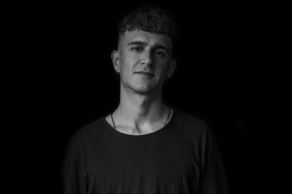 Isolation Ambient Music: Fabio Florido Shares New LP As Disenthrall ‘Back To Earth’