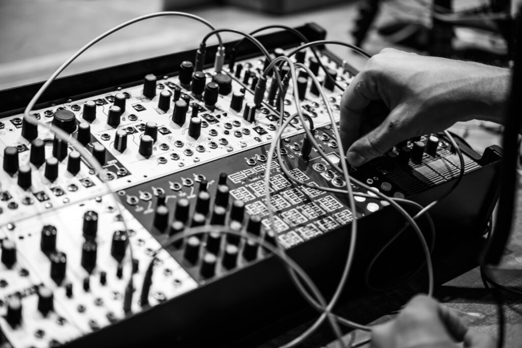 Virtual Modular Synth Convention, Synthbooth, With Educational Sessions, Panel Discussions, Performances & More Happening In October