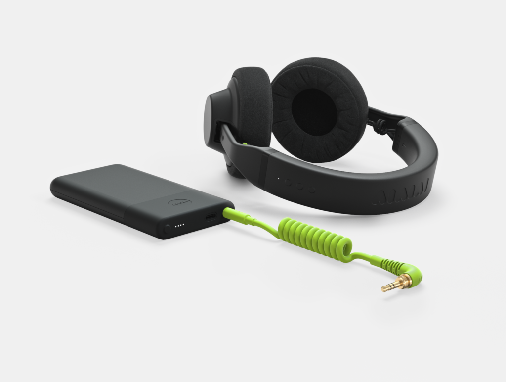 Seven Of Magnetic’s Favorite Wireless Headphones