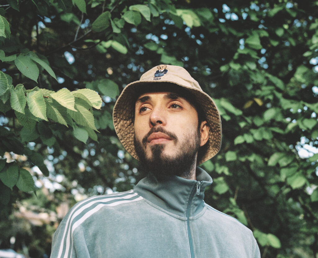 Interview: Folamour On His Vision of Life, Singing On His Next Album & More