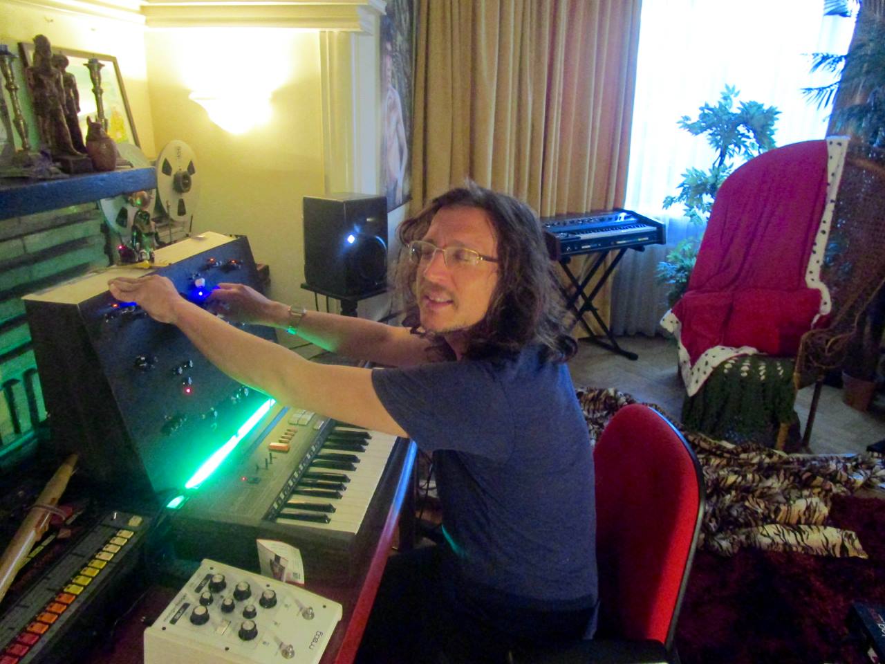 Legowelt Details Album 'Unconditional Contours' Made During Residency