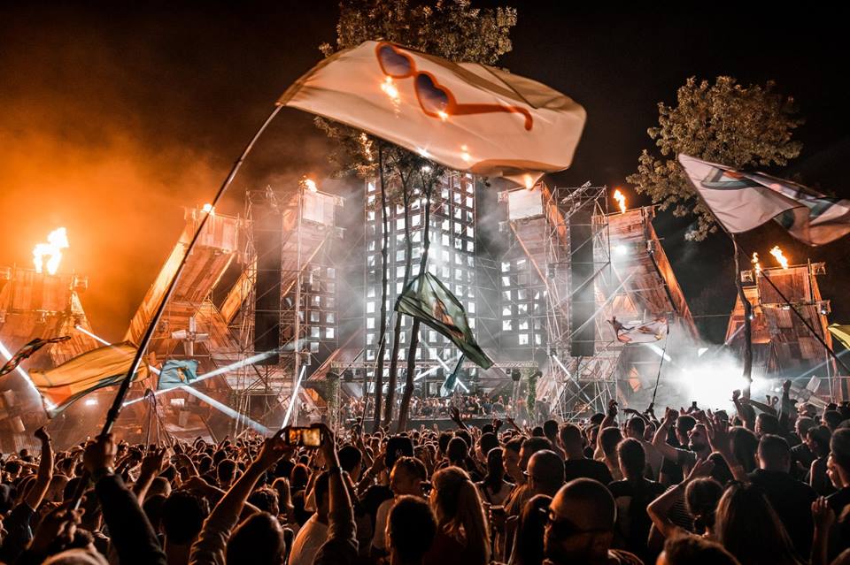 Travel Guide: Serbia With Lovefest