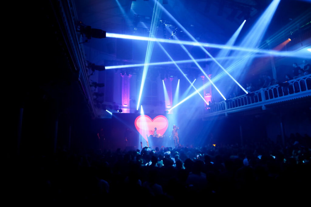 Stream Informer: The Account Keeping You Up To Date On Live Streams + Other Weekend Picks