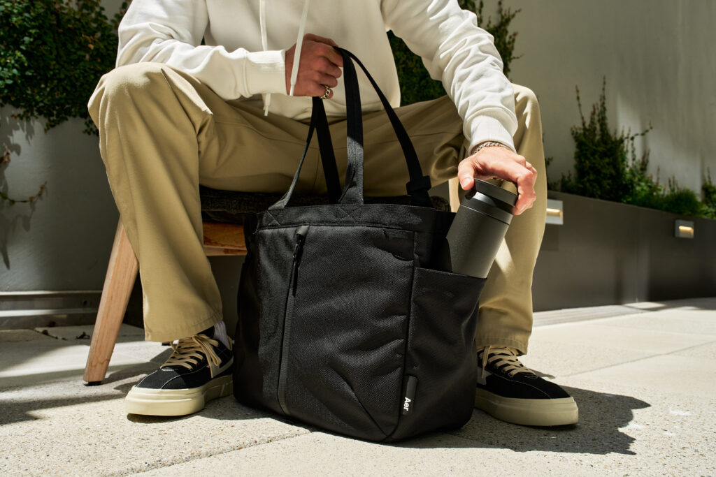 Aer Unveils Enhanced City Collection for Fall/Winter 2023: Sustainability Meets Style