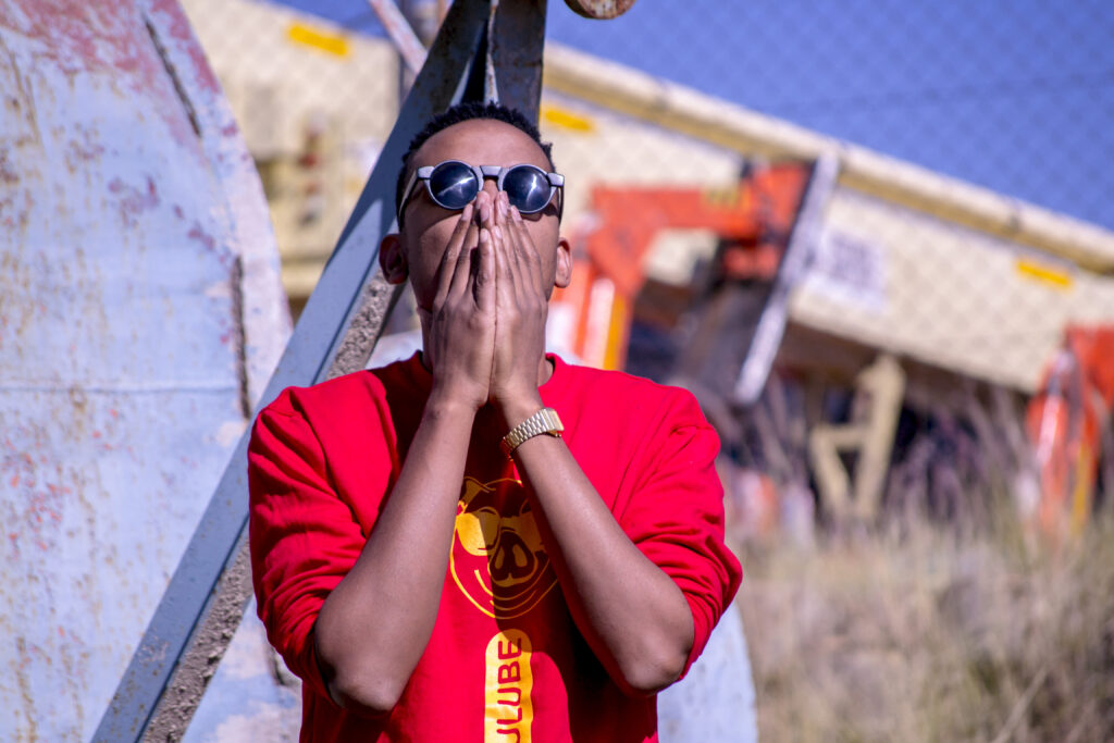 Magnetic Mix 099: Aero Manyelo