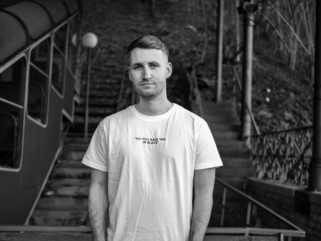 Magnetic Mix 103: Alex Breitling