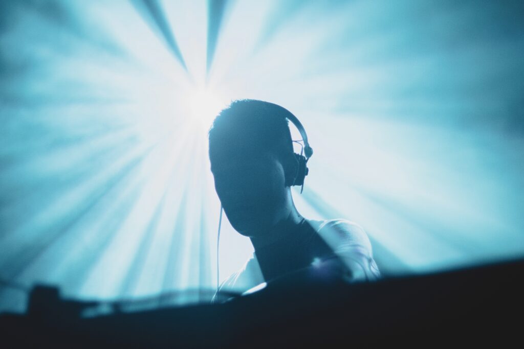 The Best Free Progressive House Packs: Thousands of Synths, Drum Loops, and One Shots