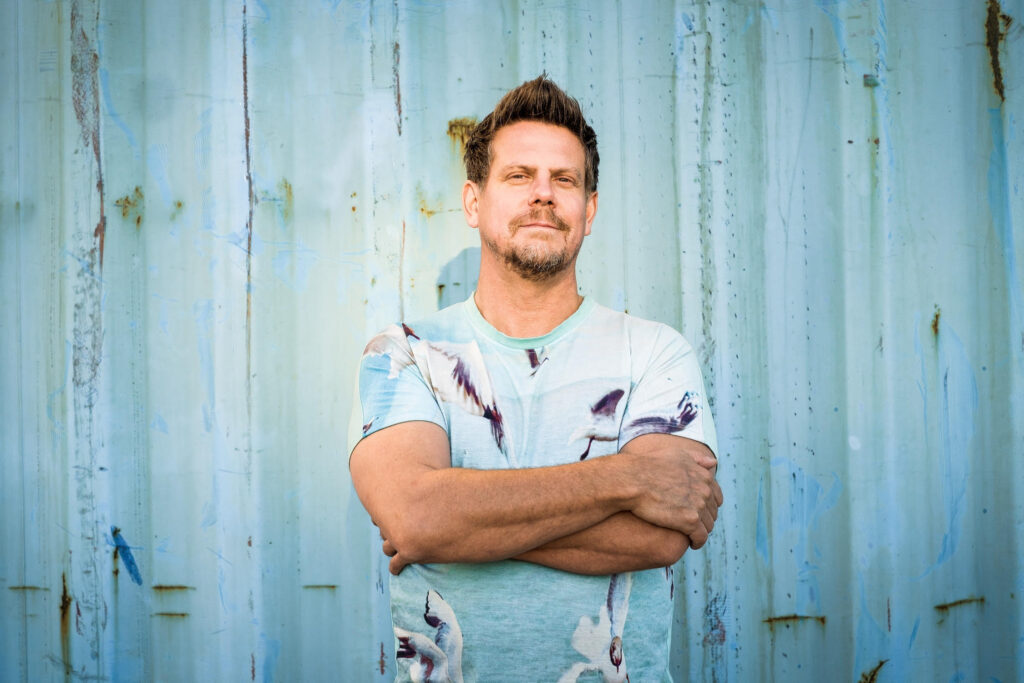 Industry Insider: San Francisco Club Mogul, OM Records Founder Chris Smith On Keeping Clubs Alive In Tough Market, Artist – Label Relationship