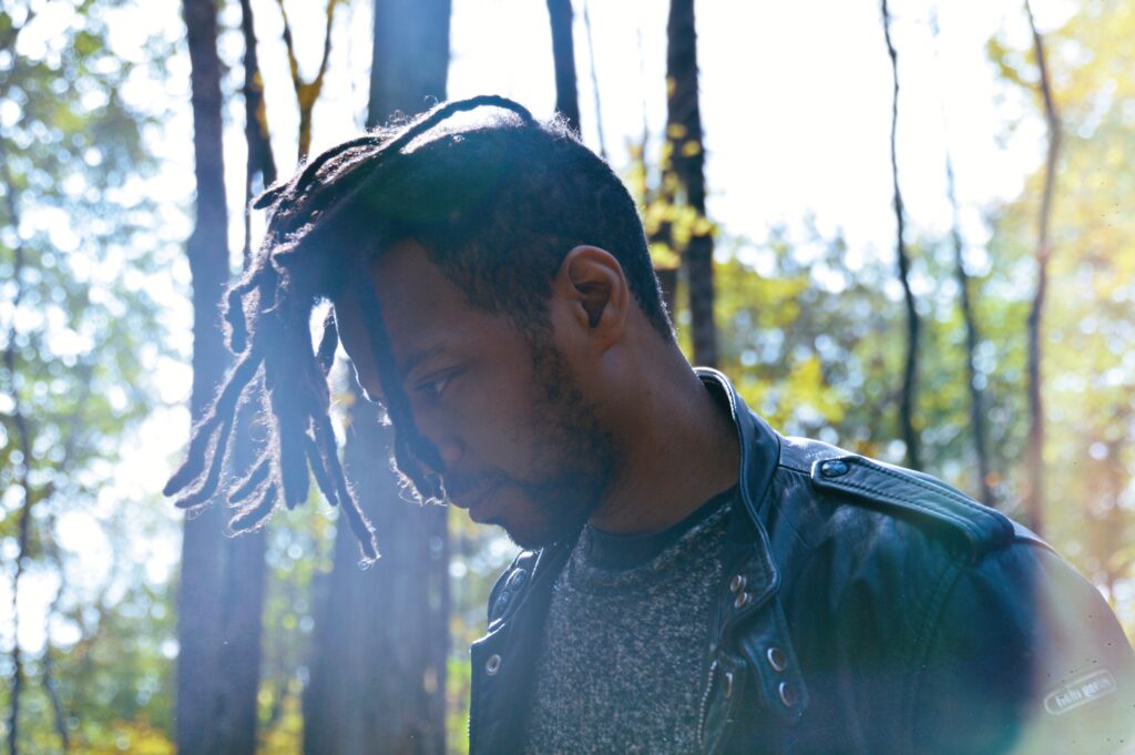 Premiere: Conrad Clifton Unveils Silky Smooth and Funky Jam ‘Neva Seen (A Broken Heart)’