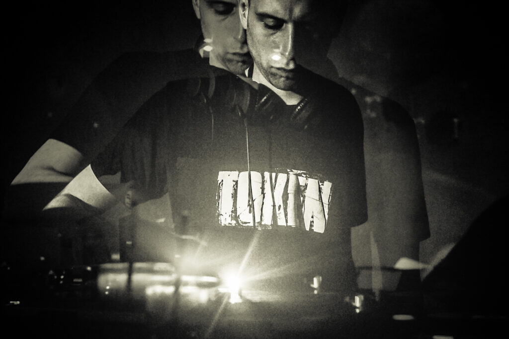 Lights/Out Premiere: CTRLS – C5 [Key] + Interview