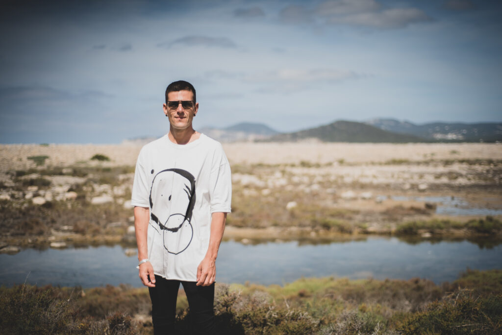 Playlist: De La Swing’s 10 Biggest Tracks For The Ibiza Season