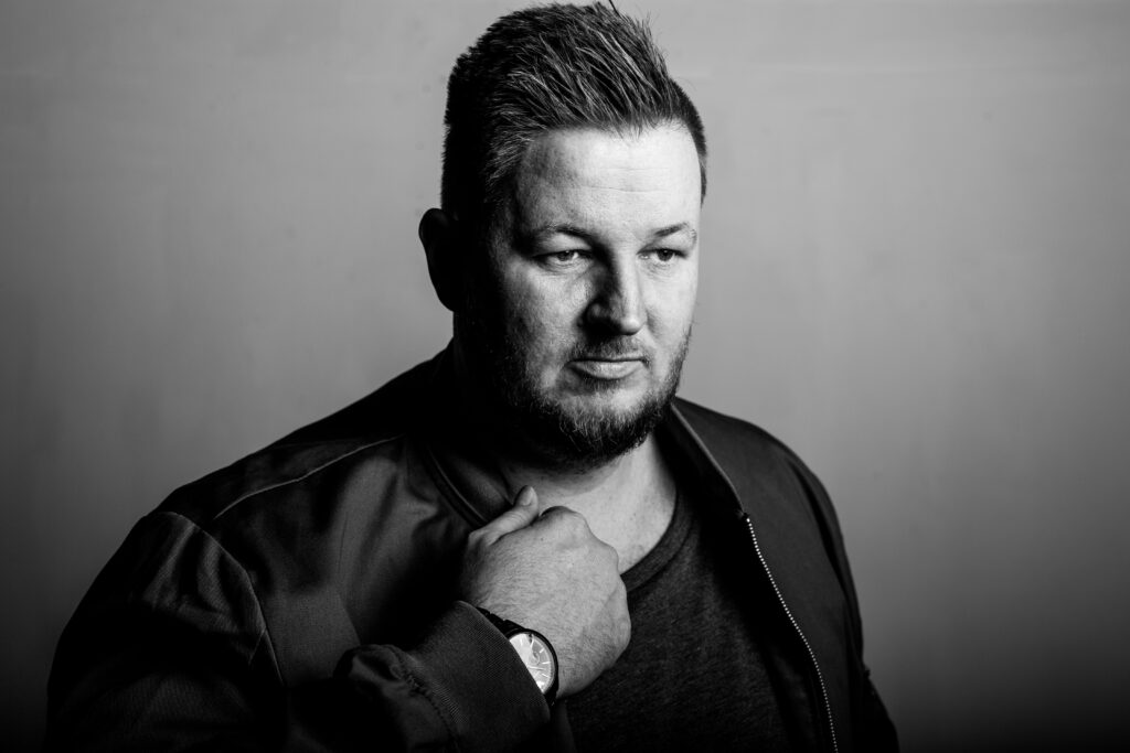 Playlist: Dennis Quin’s Top 10 Rhythmic Tracks For Dancefloor Impact