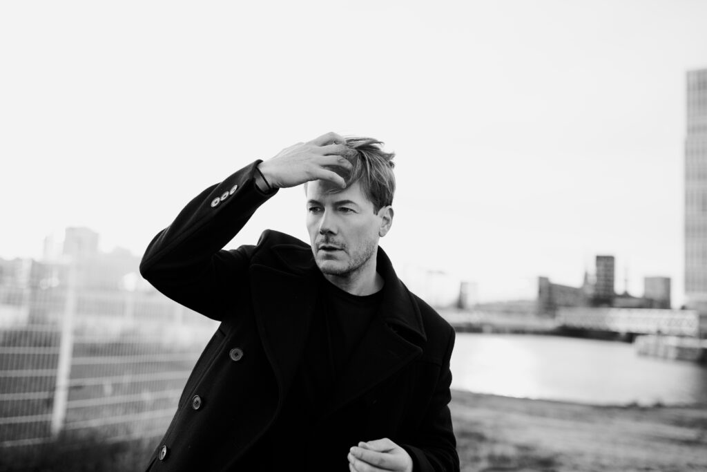 Music Video Premiere: Phil Fuldner – Take Me