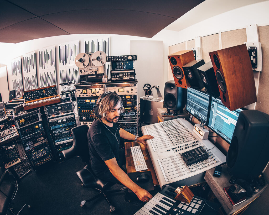 Hannes Bieger’s 5 Tips For Better Mixdowns