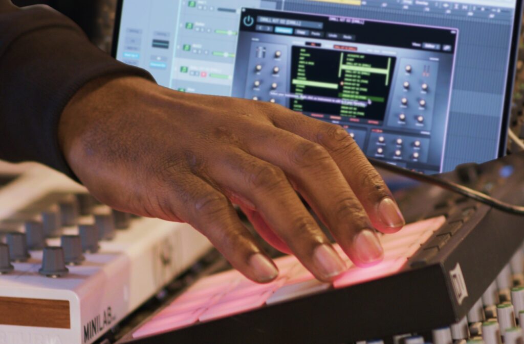 Spotlight: Tutorial – How to Make A UK Drill Beat with The Fanatix