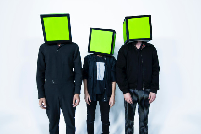 Premiere: Carré – This Is Not A Band [Nomad Eel]