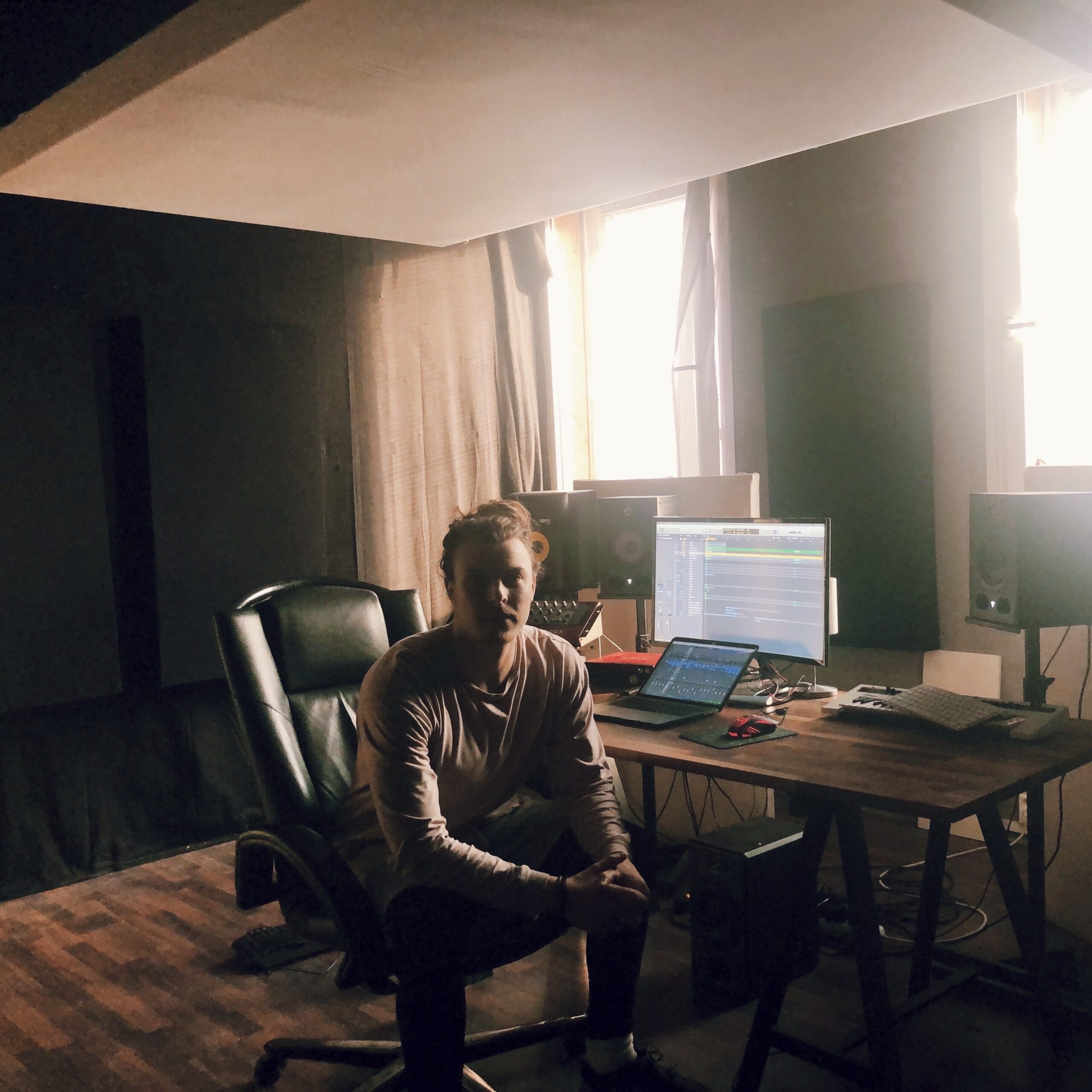 Studio Essentials: Weska