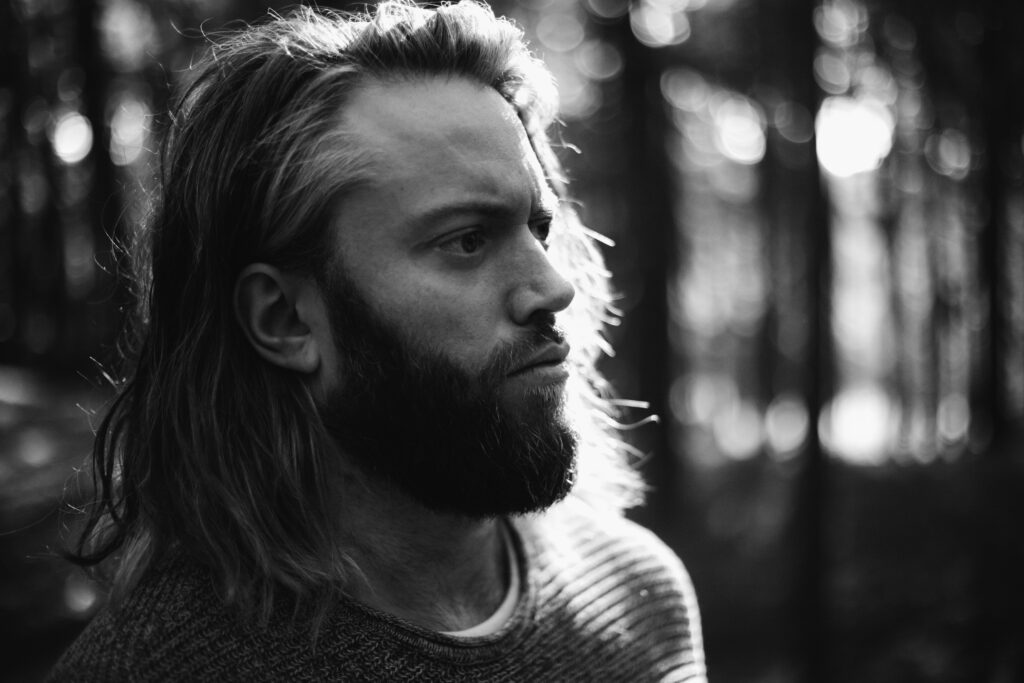 EP Review: Tom Ashbrook – ko:da [The Other Songs]