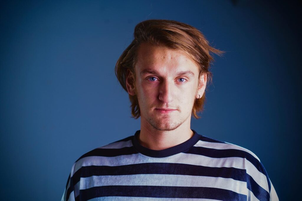 Single Review: Macious – Take My Light