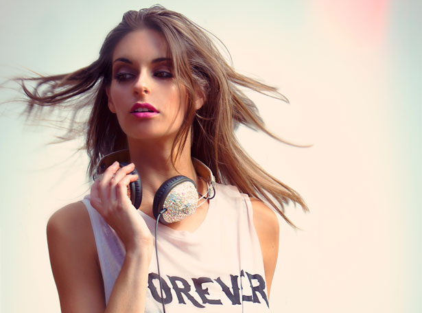 Magnetic Style: Hey Miss DJ…Ibiza End Of Season Party Vibe Meet Sweaty Indian Summer