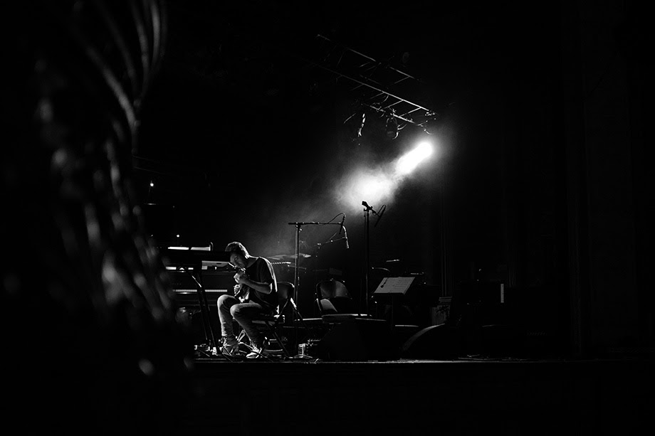 Isolation Ambient Music: Michael Vallera – Window In