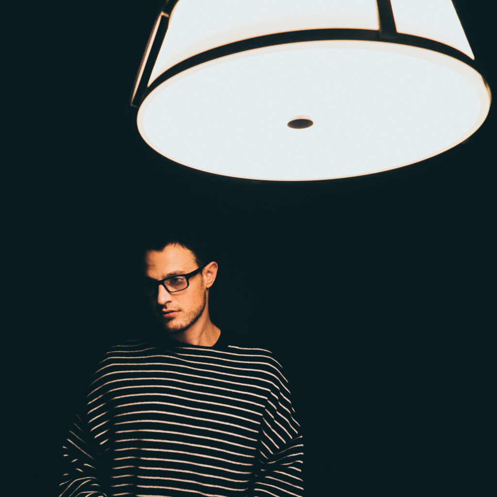 Spotlight: MindMassage – Indecisive (Bump Mix)