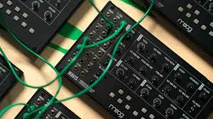 Moog Mavis Review: The Powerful DIY Analog Synthesizer Your Wallet Has Been Waiting For