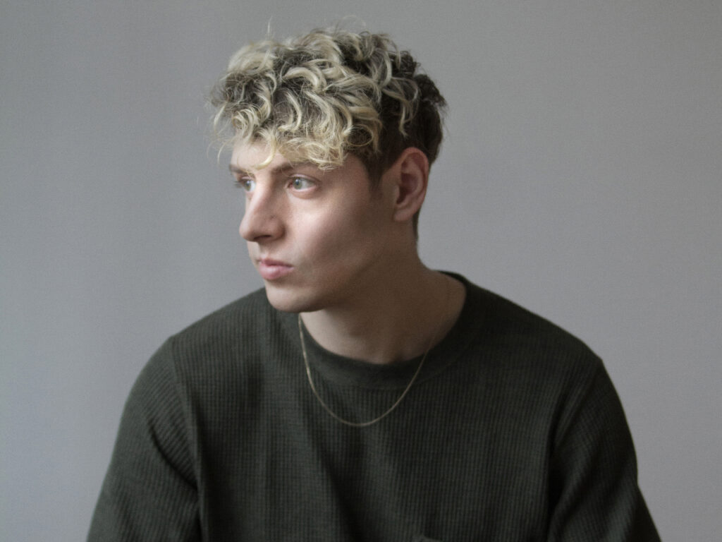 Nathan Micay Details Soundtrack For New HBO & BBC Series ‘Industry’