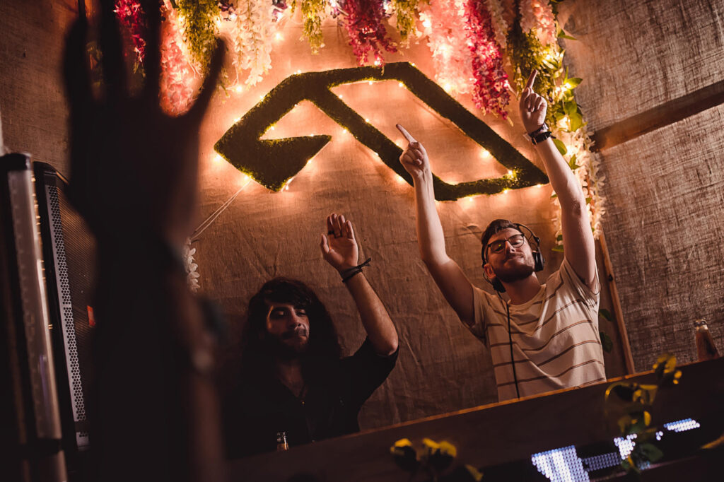 Premiere: Nox Vahn & Marsh – Naturish [Anjunadeep]