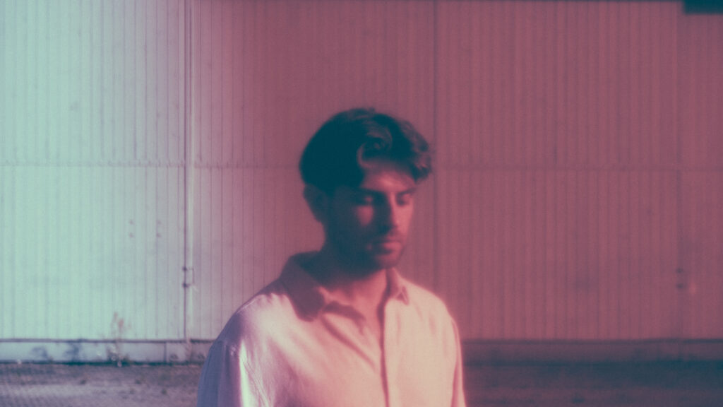 EP Review: Liam Mour – Dreaming Of A Better Place