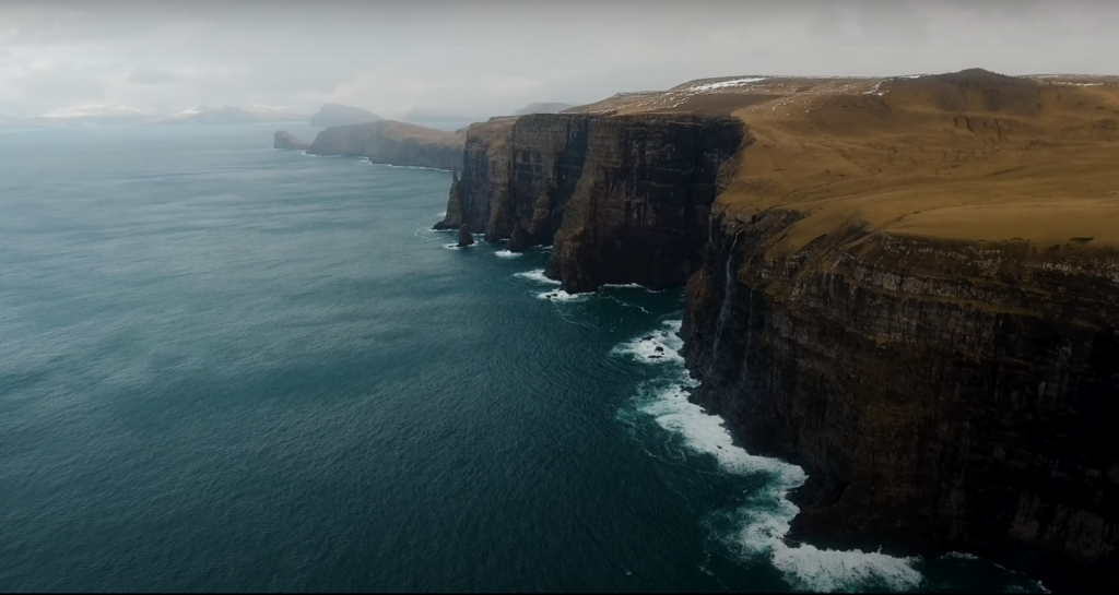 Video Premiere: Janus Rasmussen – Blóð