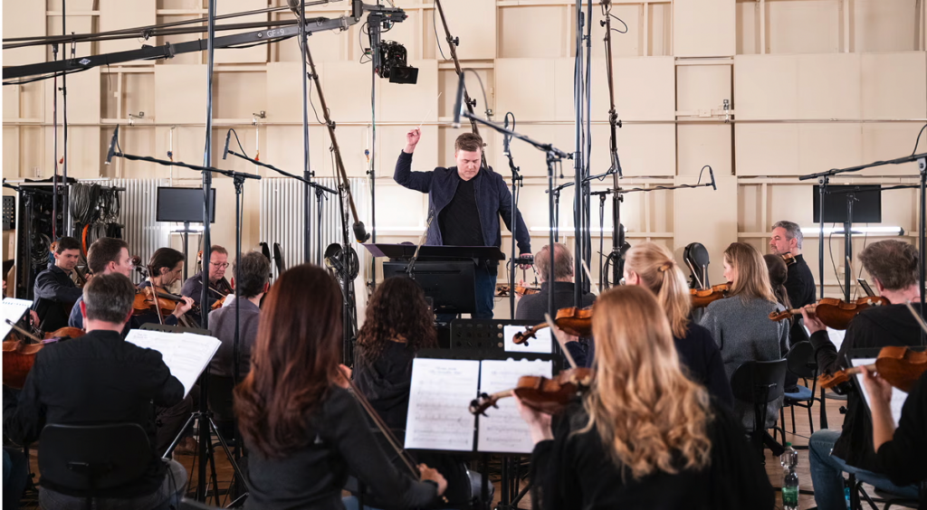 Switchin’ Up The Strings: The Benjamin Wallfisch and Orchestral Tools Collaboration