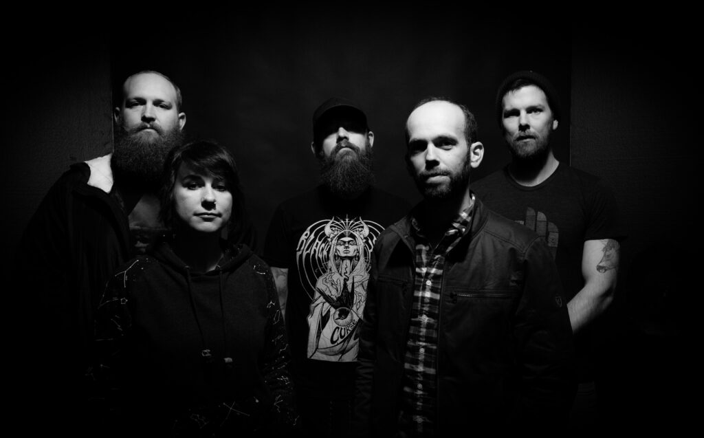 Premiere: Dark Dark Horse Flips This Patch Of Sky ‘Pale Lights’ Into Ambient, Post Rock Bliss