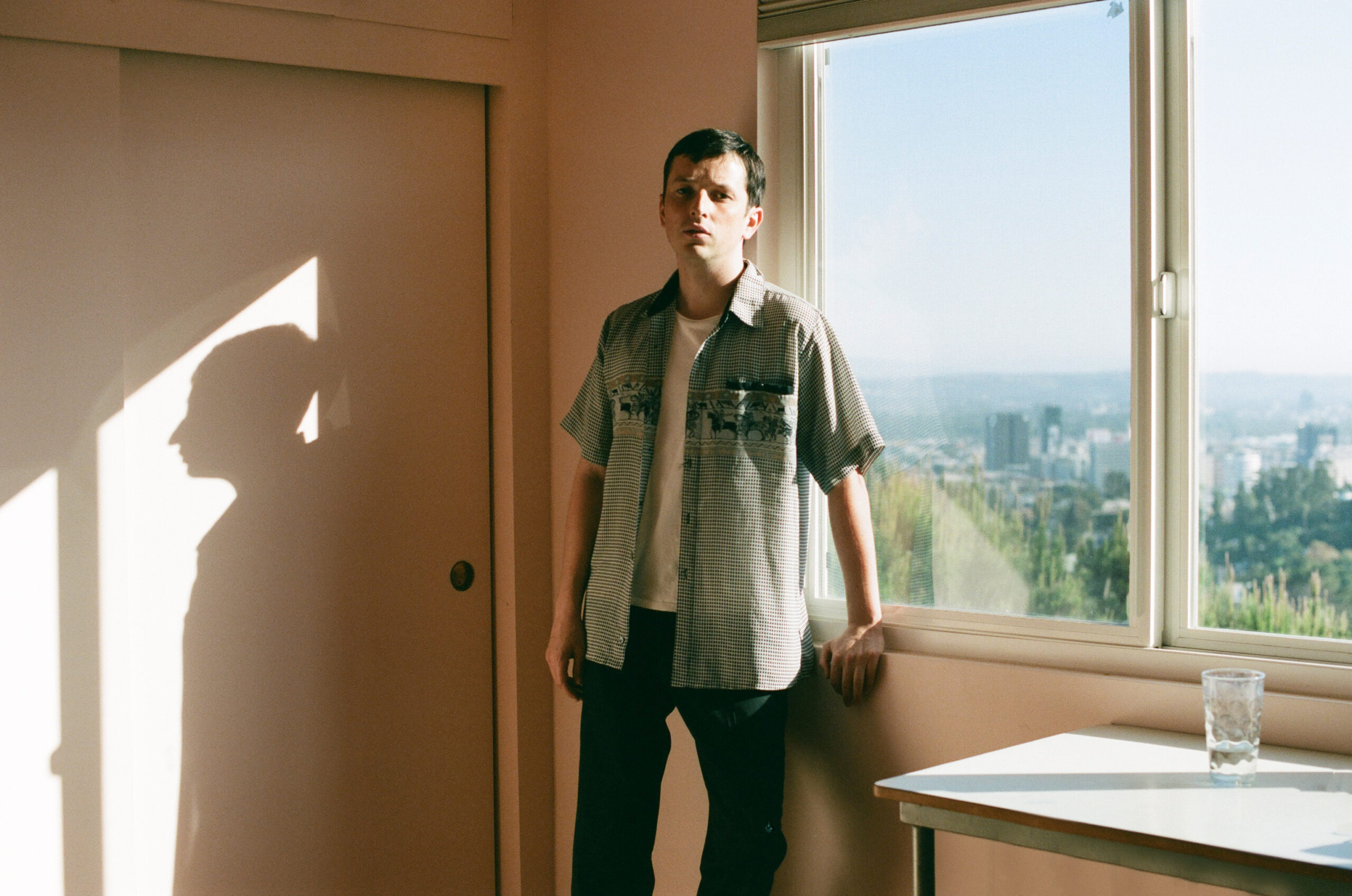 Isolation Ambient Music: Totally Enormous Extinct Dinosaurs – I can Hear The Birds