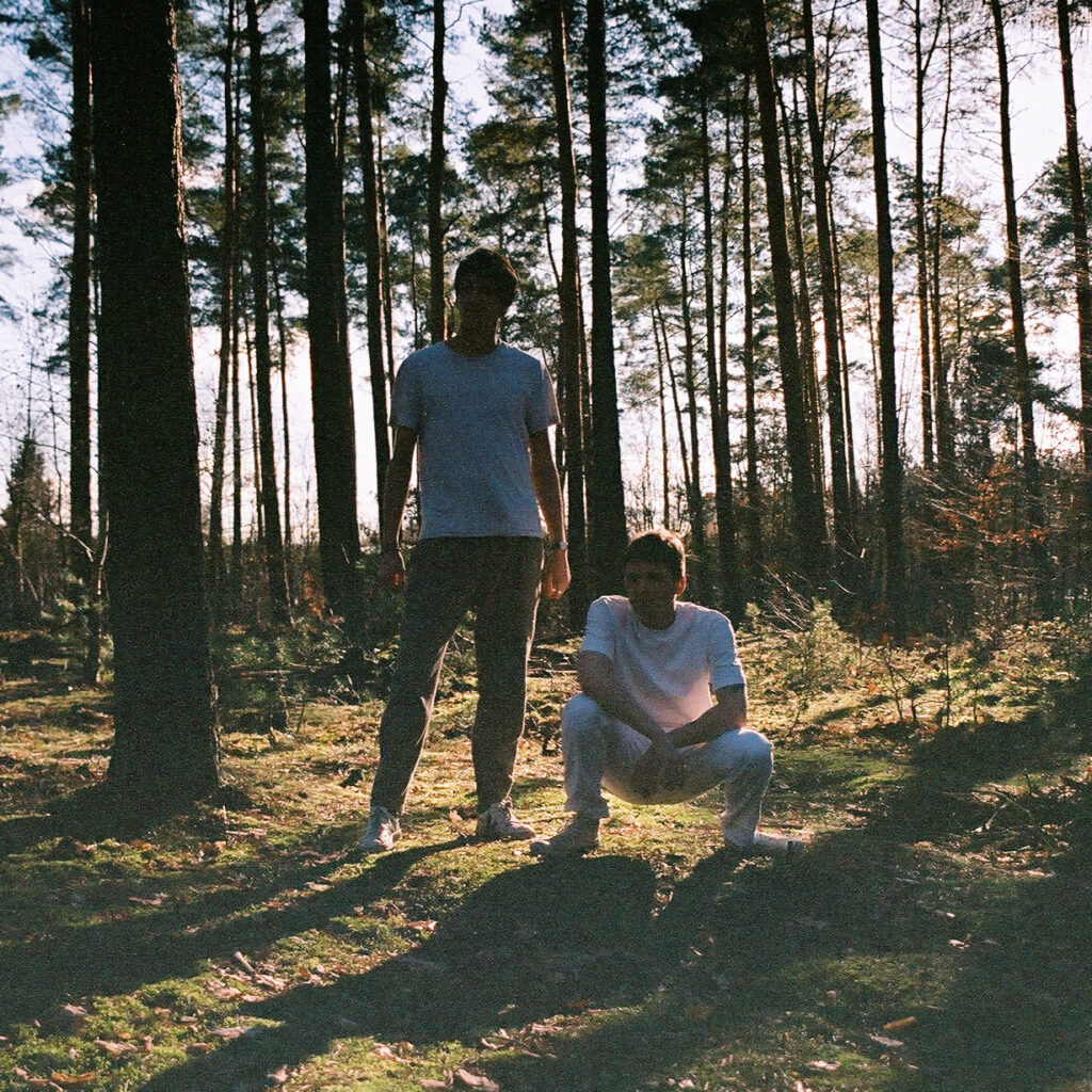 Magnetic Mix 084: Trashlagoon & Parra for Cuva