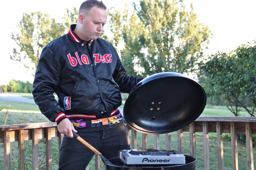 DJ Marketing 101 – How NOT To Market Yourself As a DJ