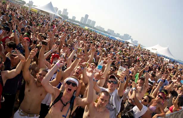 A Huge Wave Has Hit Chicago, Wavefront Festival Kicks Off With A Bang In The House Music Capitol