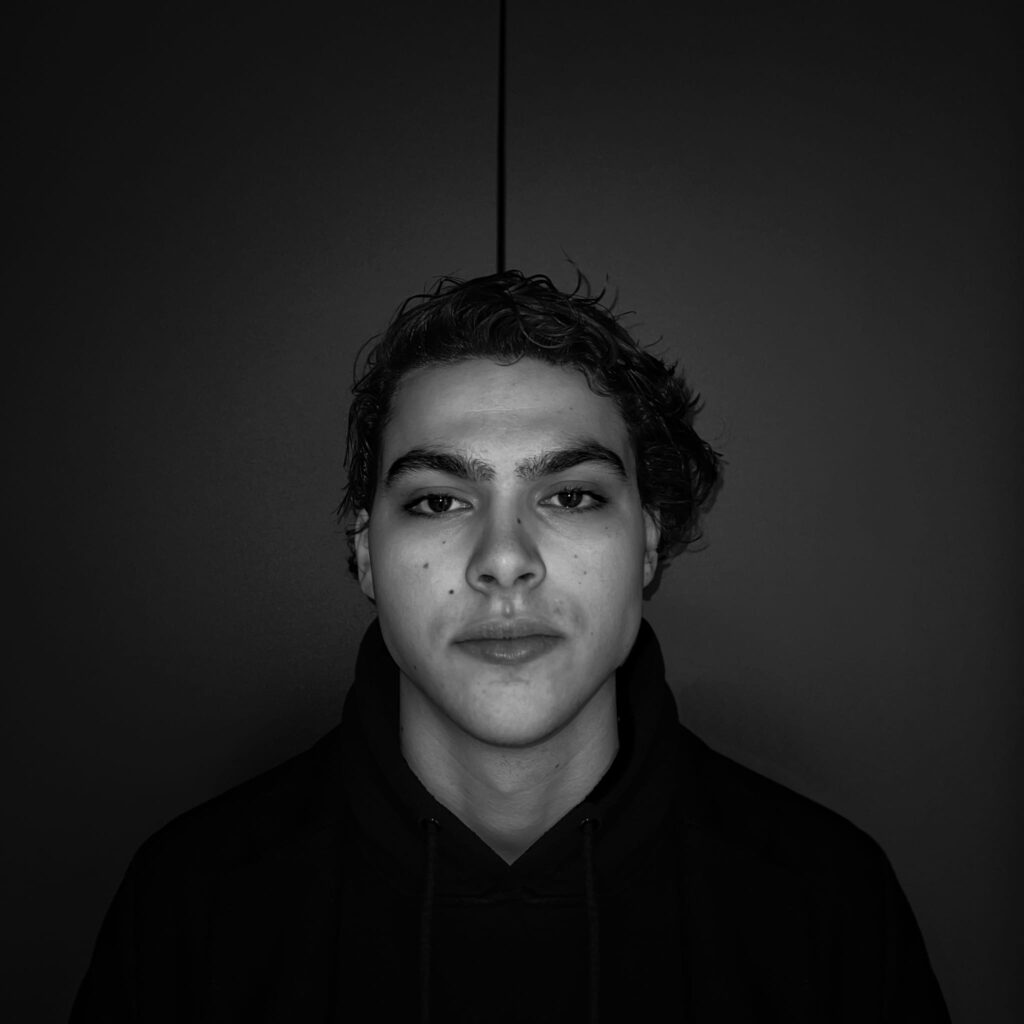 Tarik Releases Melodic, Progressive New Single ‘For All The Right Reasons’