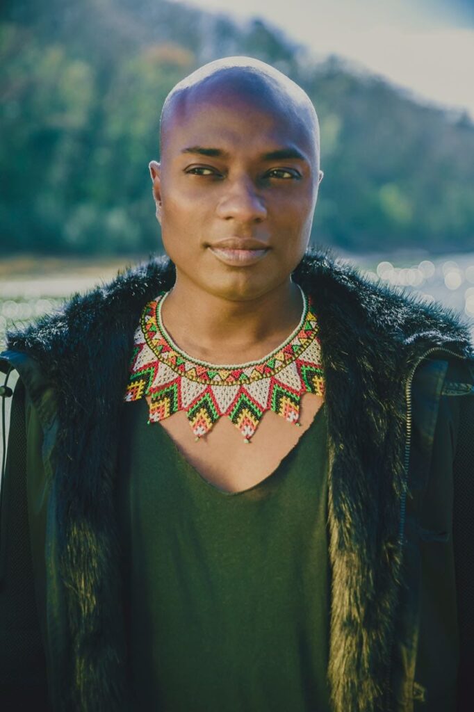 MAGNETIC’S ARTIST OF THE WEEK: SHAMAN DUREK