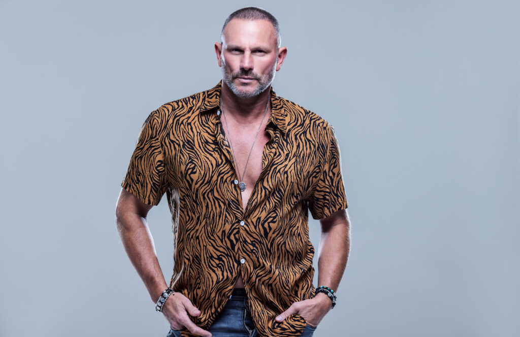 Mark Knight remixes Groove Armada’s classic Get Down