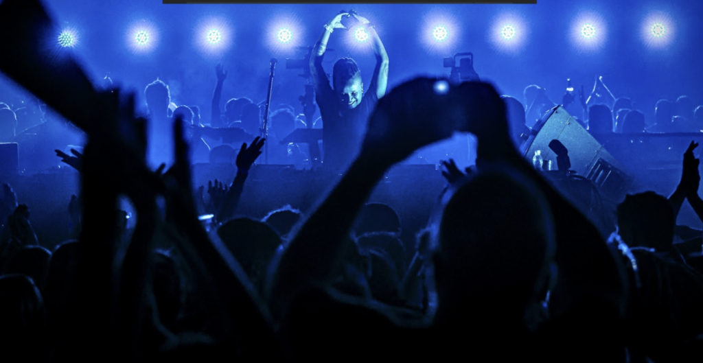 Curol’s unexpected meeting with Dimitri Nakov led to the remix of “Nocturne”, top track on the Organic House chart