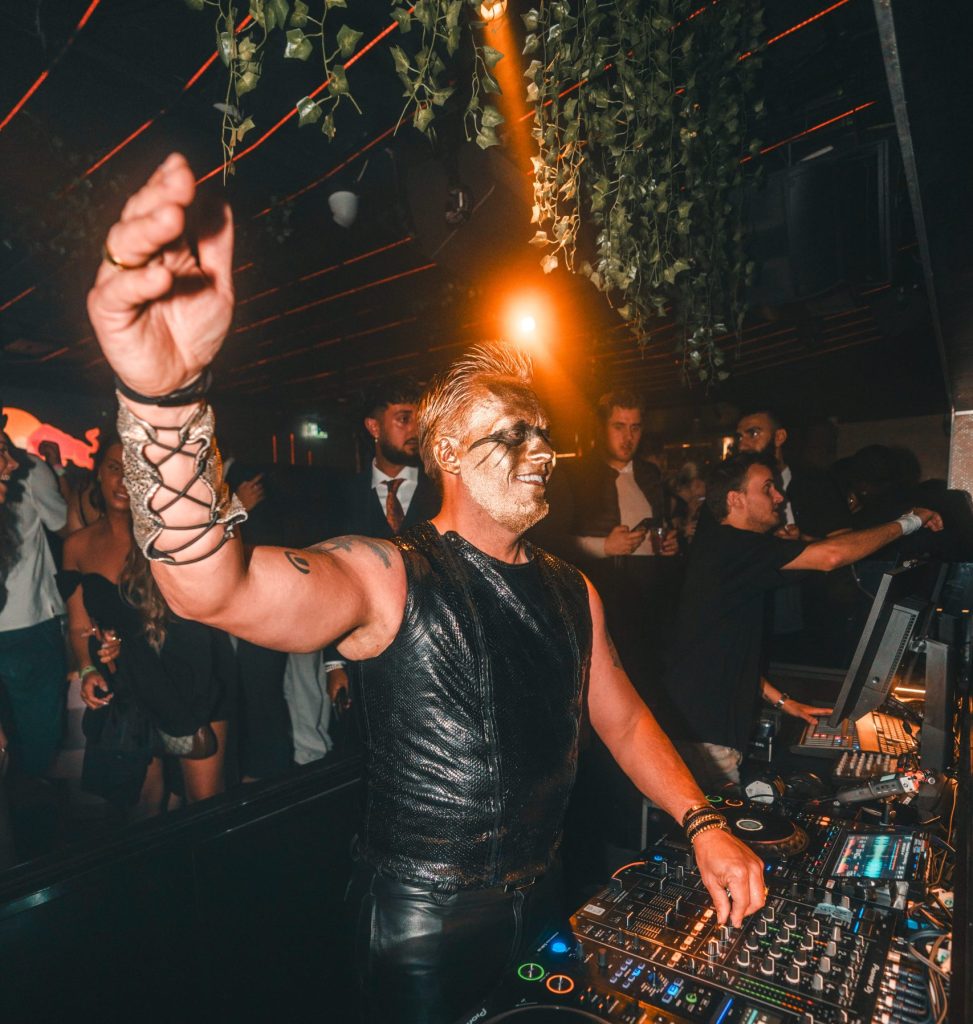 Alexander Popov Delivers a High-Energy Trance Remix of Terry Golden’s ‘Space’