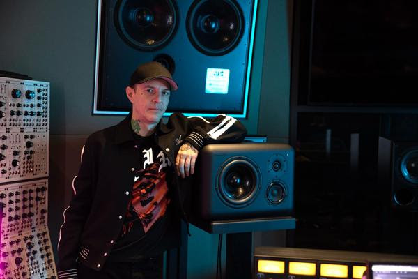 Telegrapher and deadmau5 Collaborate on Limited-Edition Analog Speakers