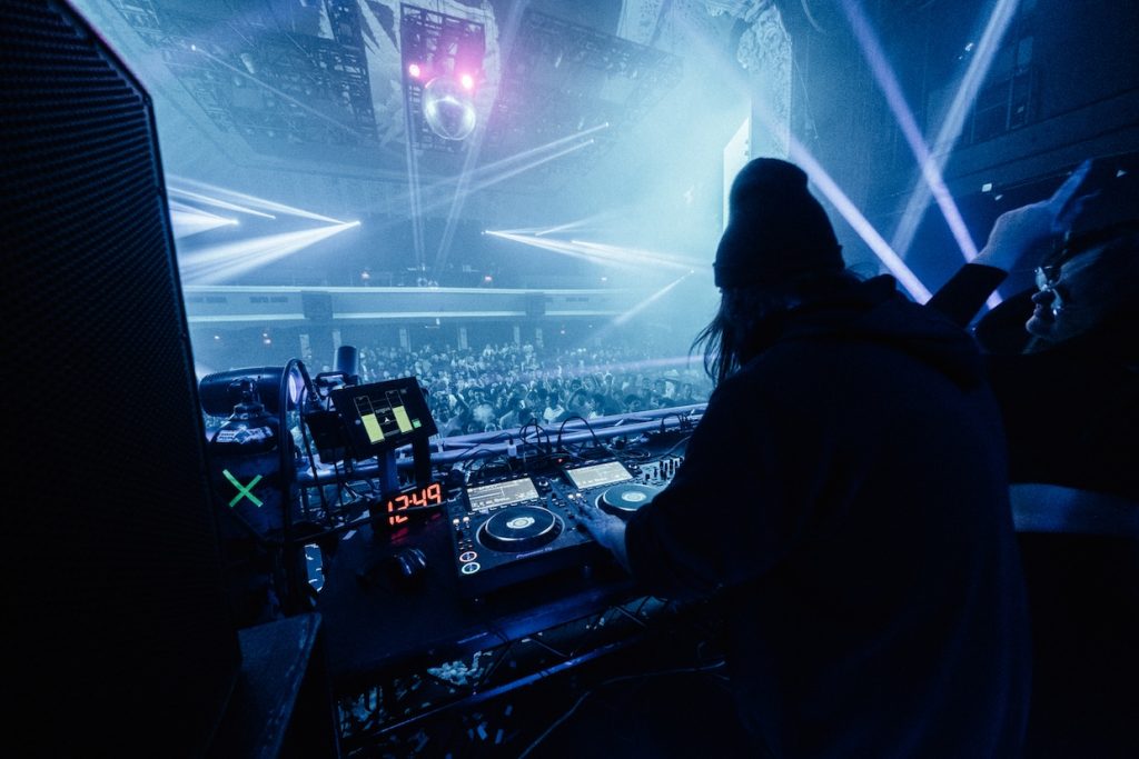 Marc Antonix Has Anthemic “Visions” With New Single