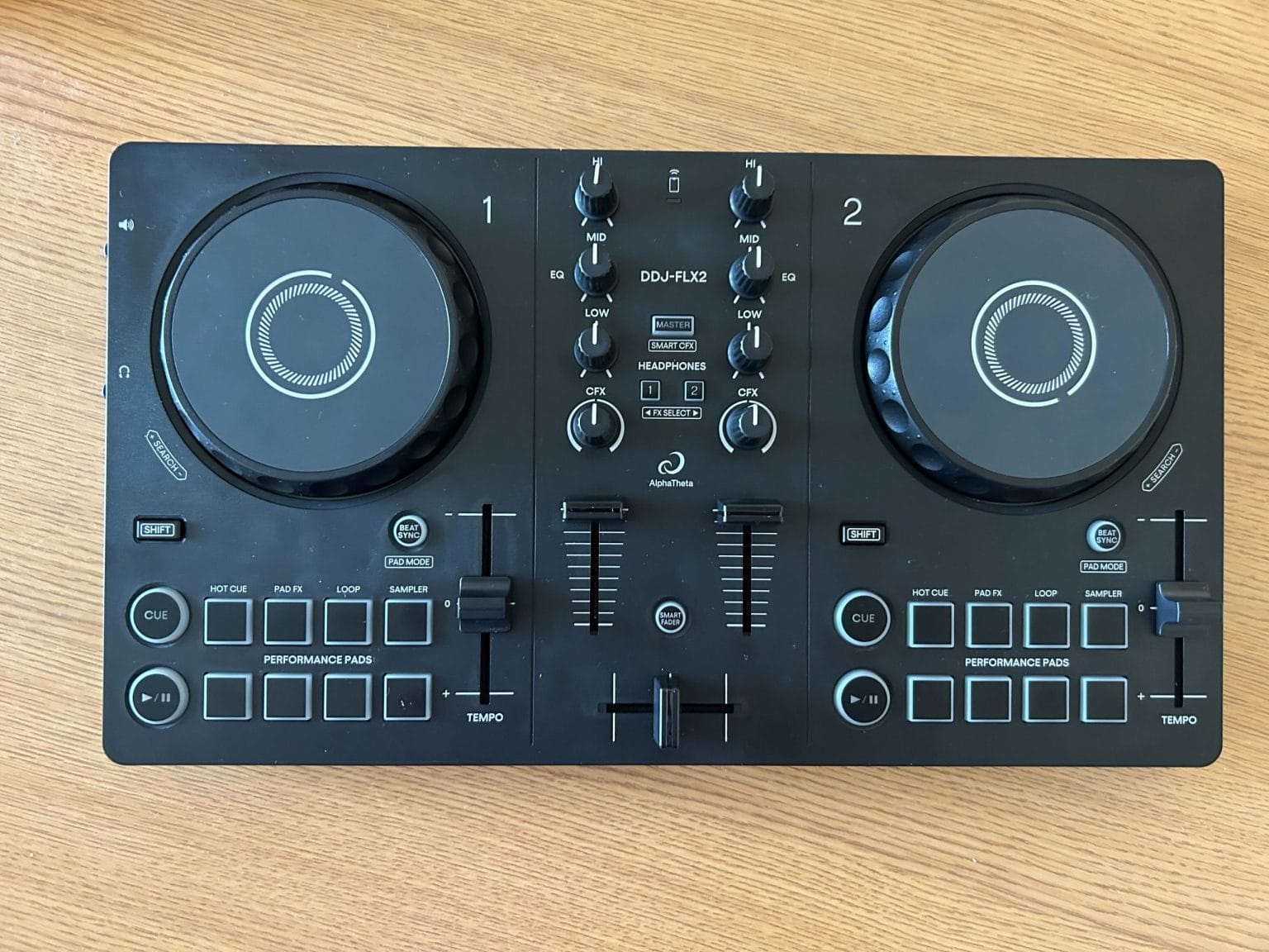 AlphaTheta DDJ-FLX2 Review: A Great DJ Board For Newcomers And On-The ...