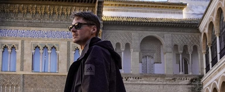 PREMIERE: Engelhart – New Beginnings