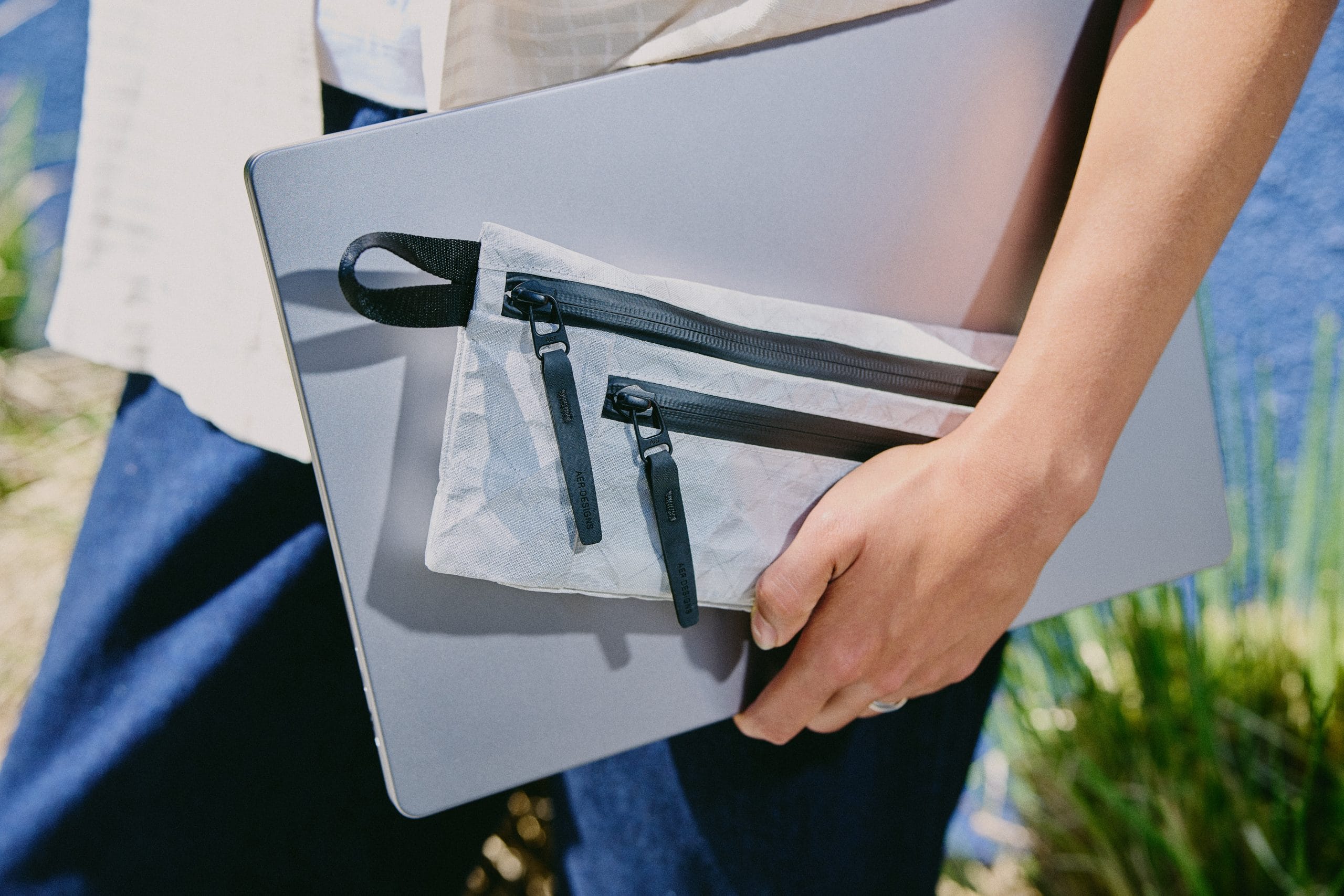 Aer’s New Simple Kit Keeps Essentials Streamlined And Organized