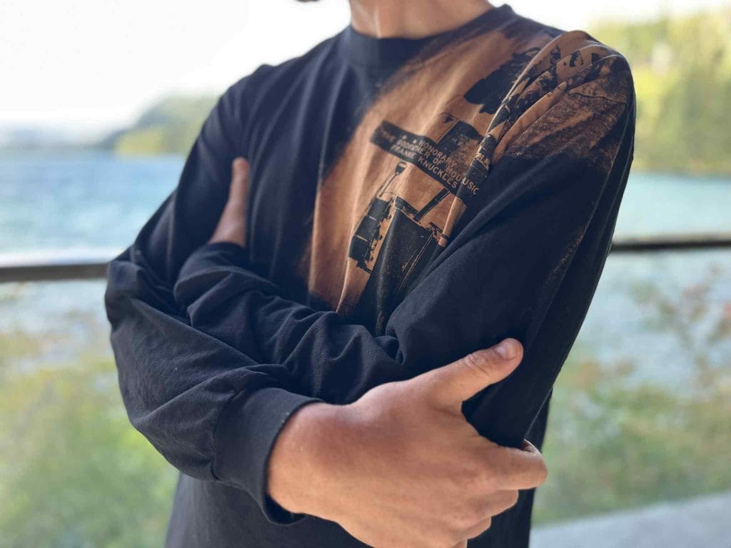 Common Skies Brushstroke Tee – Chicago House Meets Streetwear