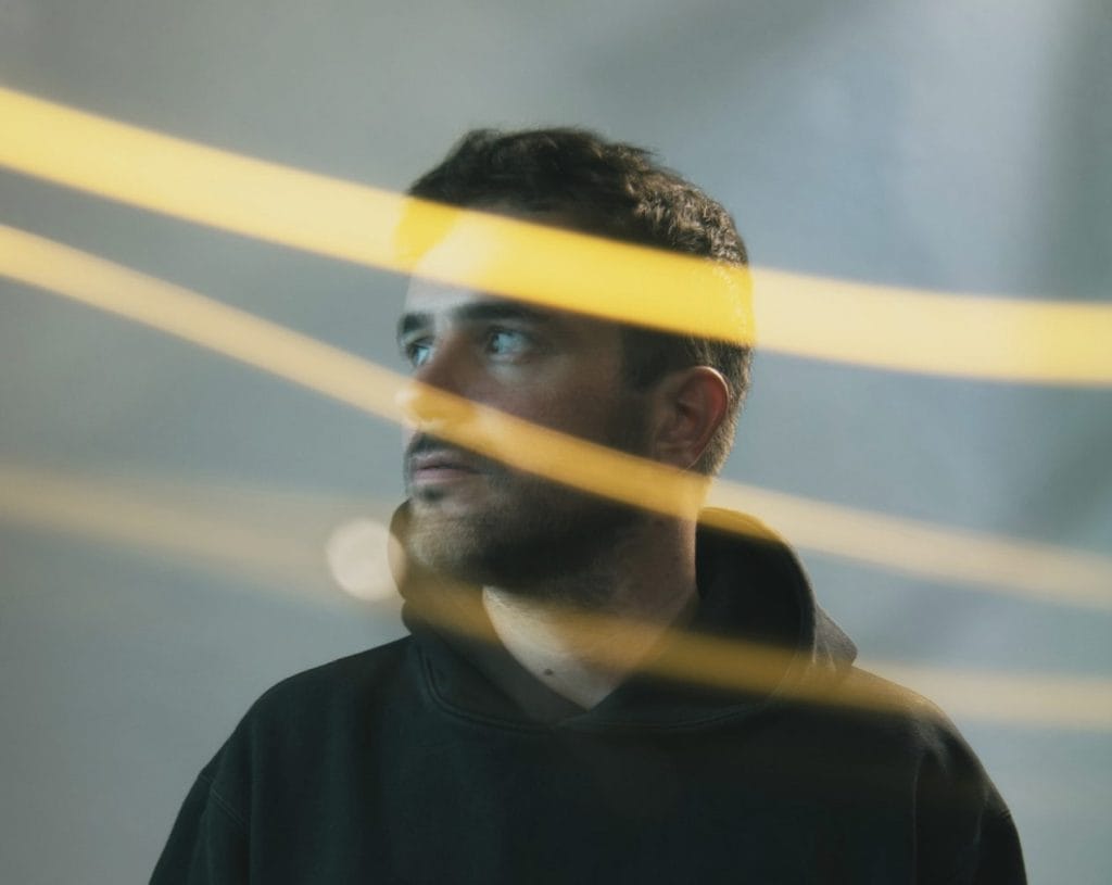 Mono sky reflects on process and presents the early premiere of ‘carrier’